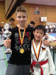 Nikita und Nam Herzlichen Glückwunsch !